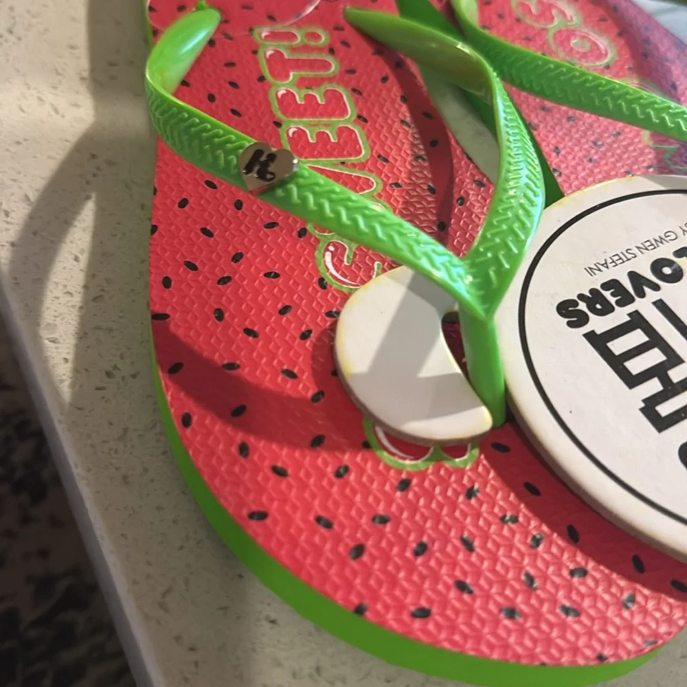 Hara Juku strawberry flip flops - Picture 6 of 6